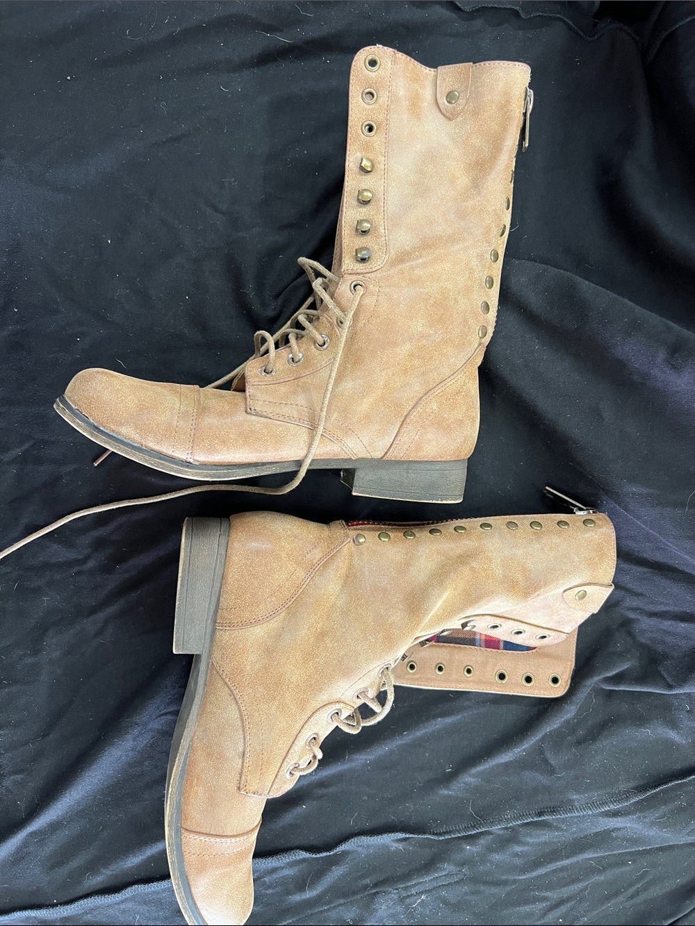 Women's Lace-Up Mid-Calf Combat Boots - Tan